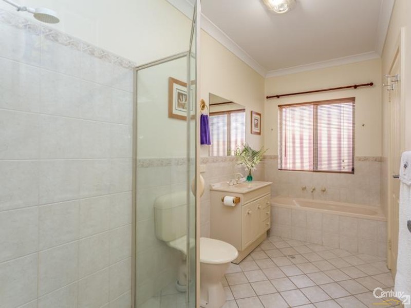 25 Angley Avenue, Findon SA 5023