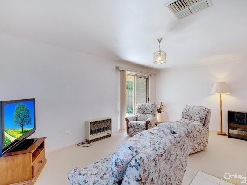 19 Dundee Avenue, Seaton SA 5023