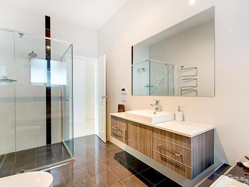 5 Golding Street, Beverley SA 5009