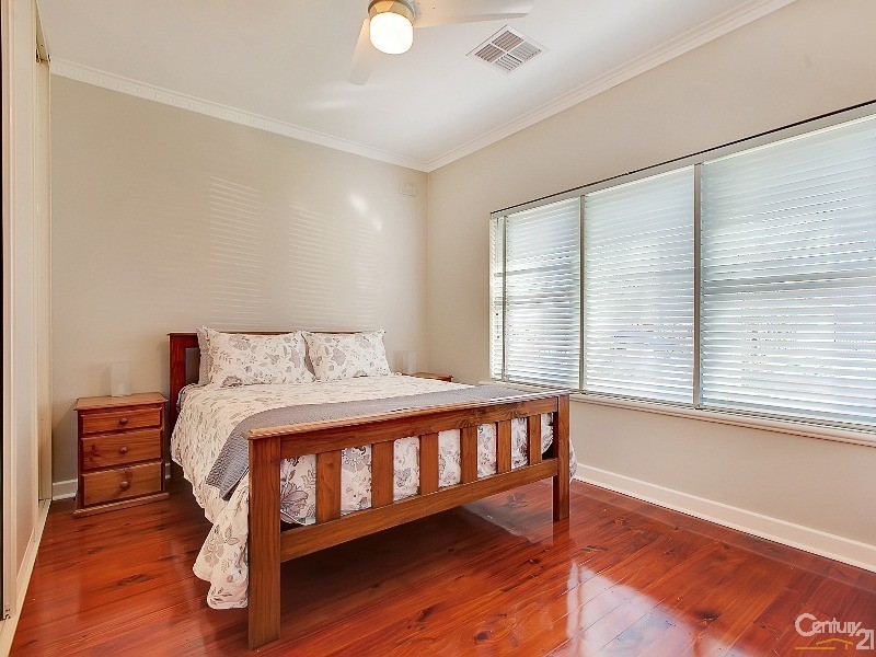 21 Colin Street, Findon SA 5023