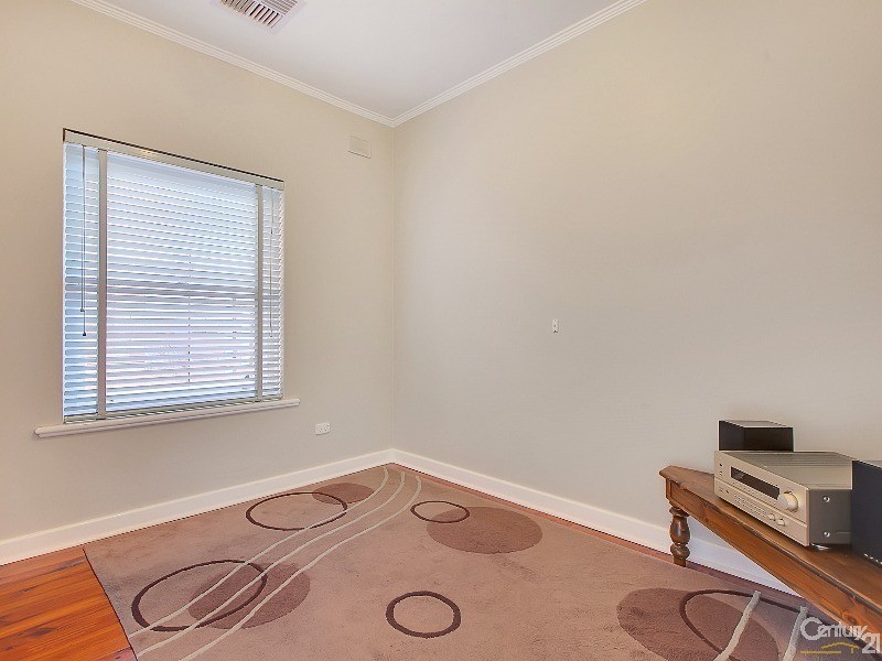 21 Colin Street, Findon SA 5023