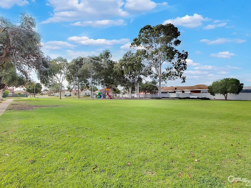 21 Colin Street, Findon SA 5023