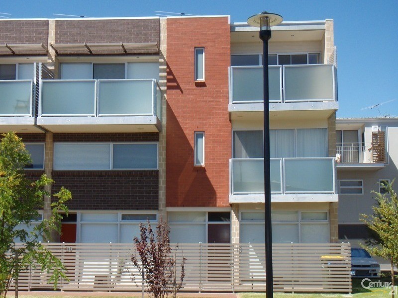 18 Godfrey Street, Port Adelaide SA 5015