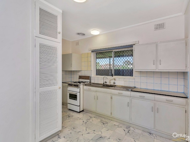 3/4 Mitchell Street West, Seaton SA 5023