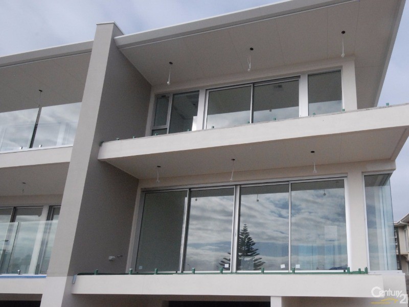 74 Seaview Road, West Beach SA 5024