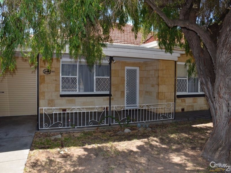 100 Beach Street, Grange SA 5022