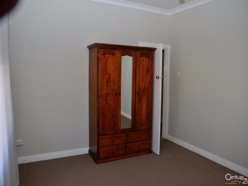 100 Beach Street, Grange SA 5022