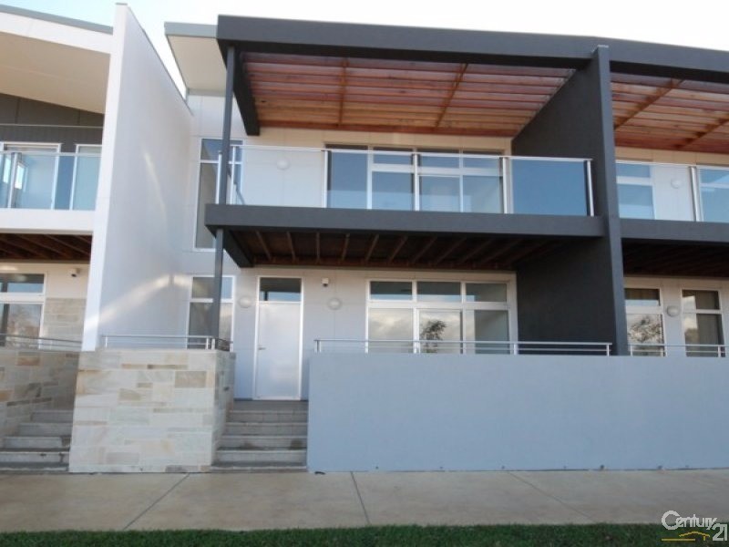 4 Yao Cove, New Port SA 5015