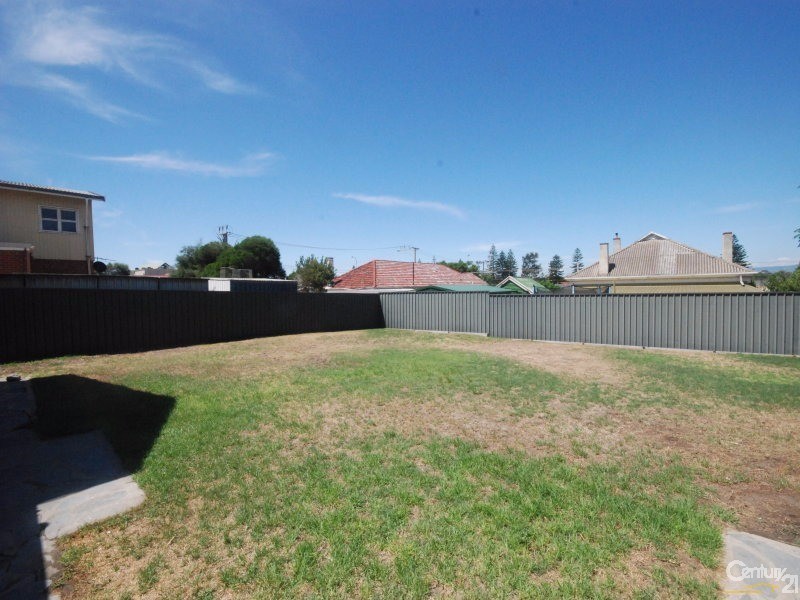 504 Seaview Road, Henley Beach SA 5022