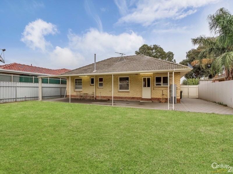 25 Norman Street, Findon SA 5023