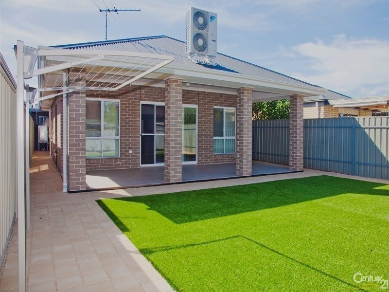 4 Parkhouse Avenue, Seaton SA 5023