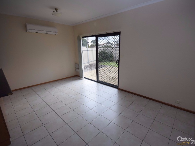 1/2 Mildura Court, Hope Valley SA 5090