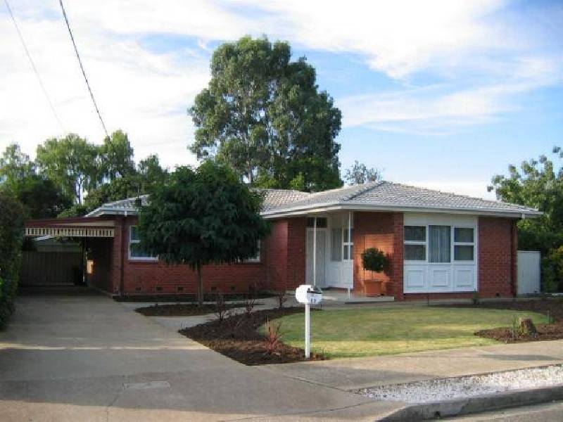 13 Livingstone Street, Glengowrie SA 5044