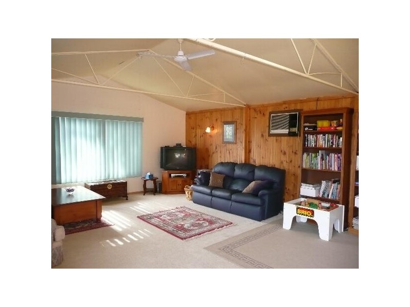 16 Allan Street, Marino SA 5049