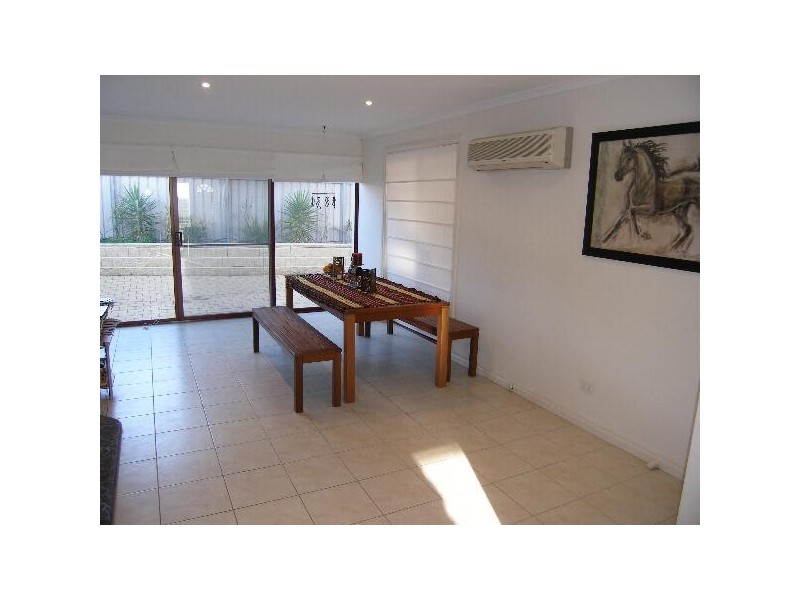 12 St Vincents Avenue, Hallett Cove SA 5158