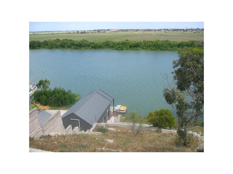 16 Princes Highway, Murray Bridge SA 5253