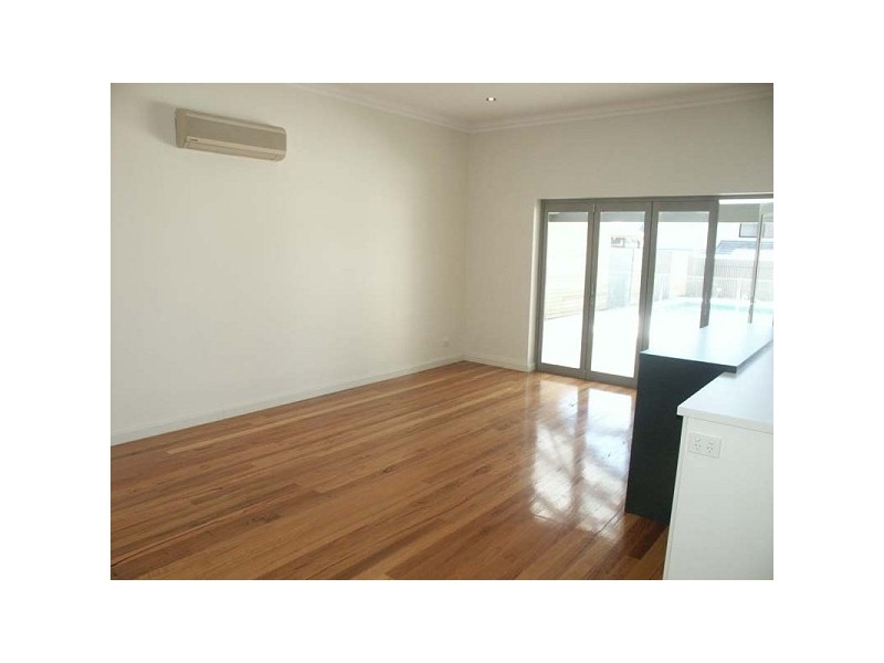 10 Cambridge Terrace, Brighton SA 5048