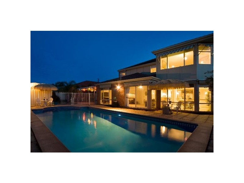 15 Crews Crescent, Plympton SA 5038