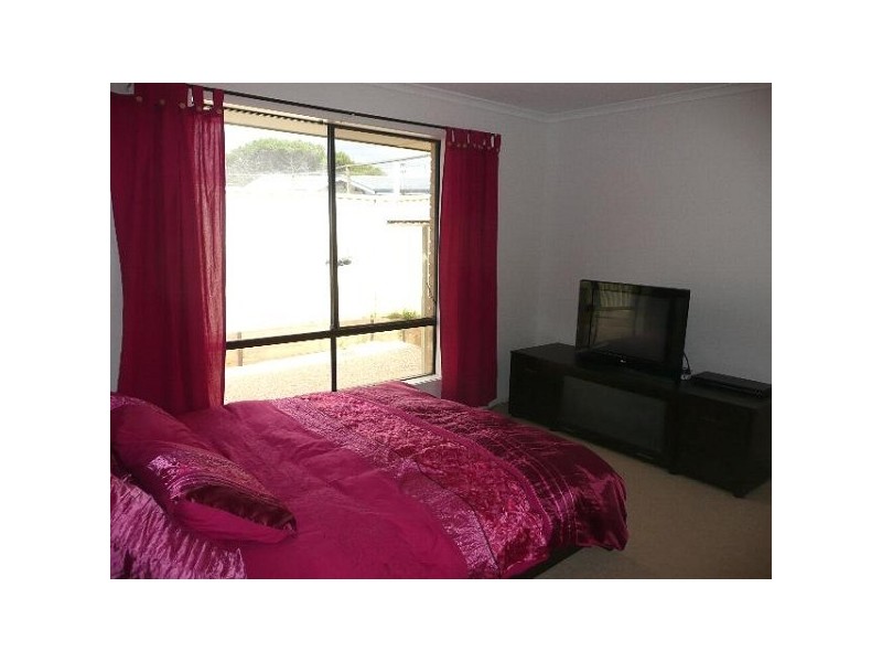 43 Whinnerah Avenue, Aldinga Beach SA 5173