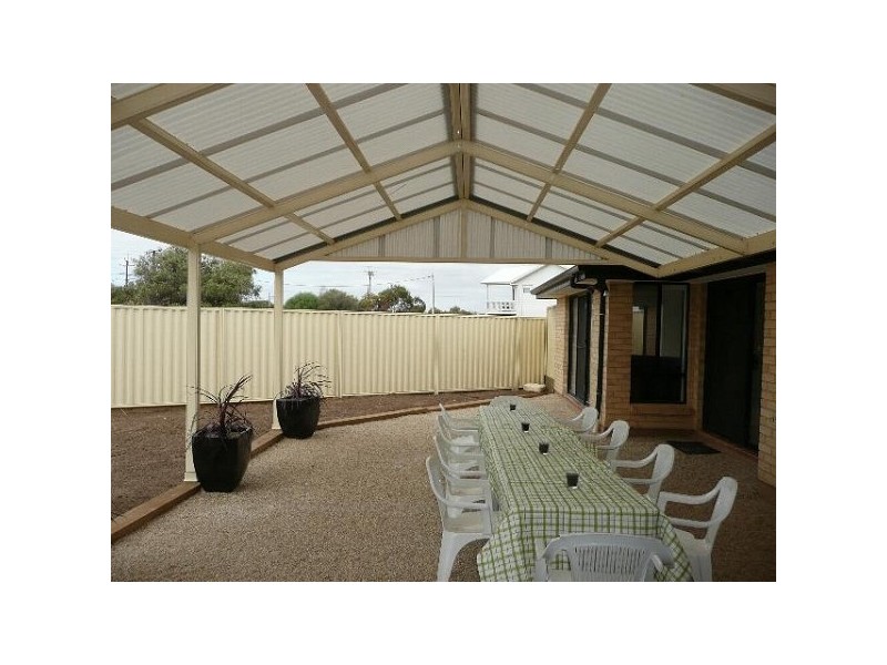 43 Whinnerah Avenue, Aldinga Beach SA 5173