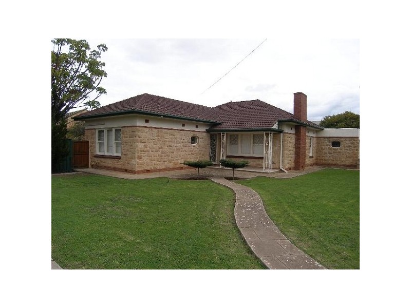 17 Whiteleaf Crescent, Glengowrie SA 5044