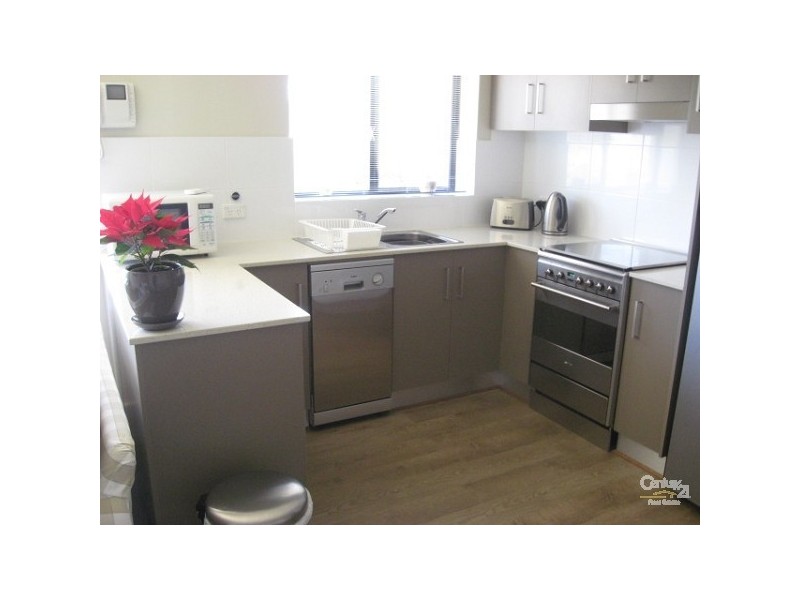 27/18 Broadway, Glenelg South SA 5045