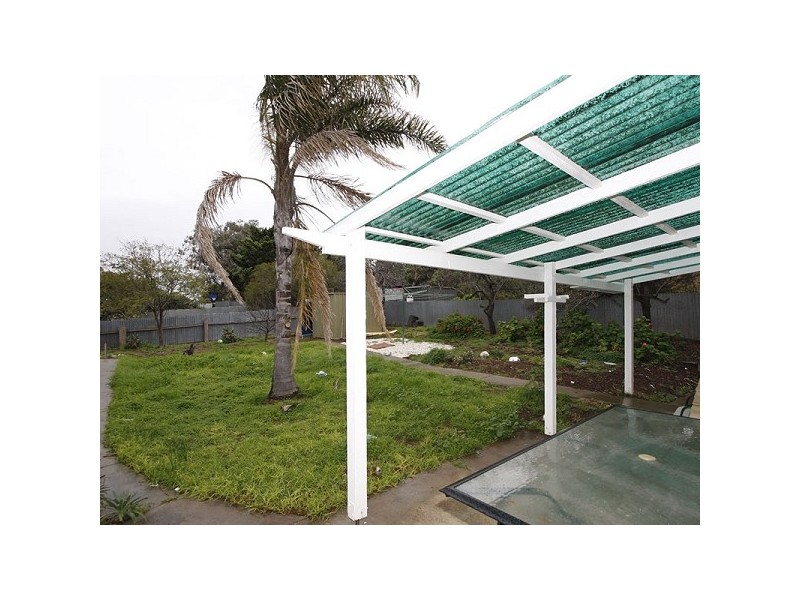 39 Angas Crescent, Marino SA 5049