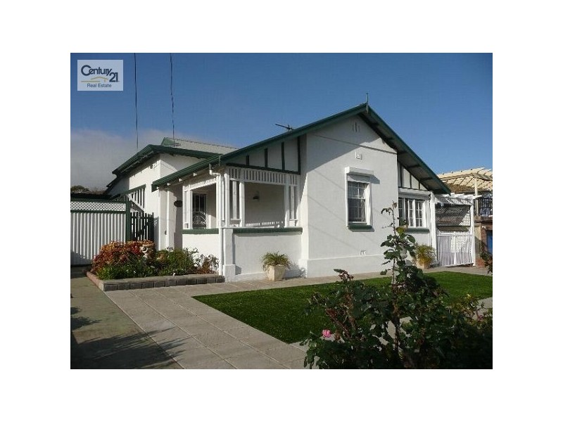 7 Holder Parade, Marino SA 5049