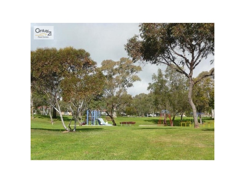 7 Holder Parade, Marino SA 5049