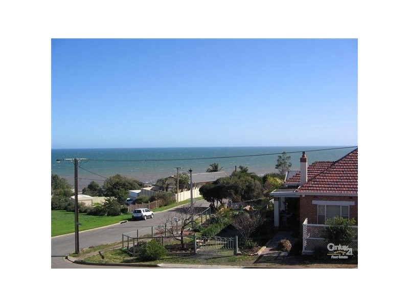 7 Holder Parade, Marino SA 5049