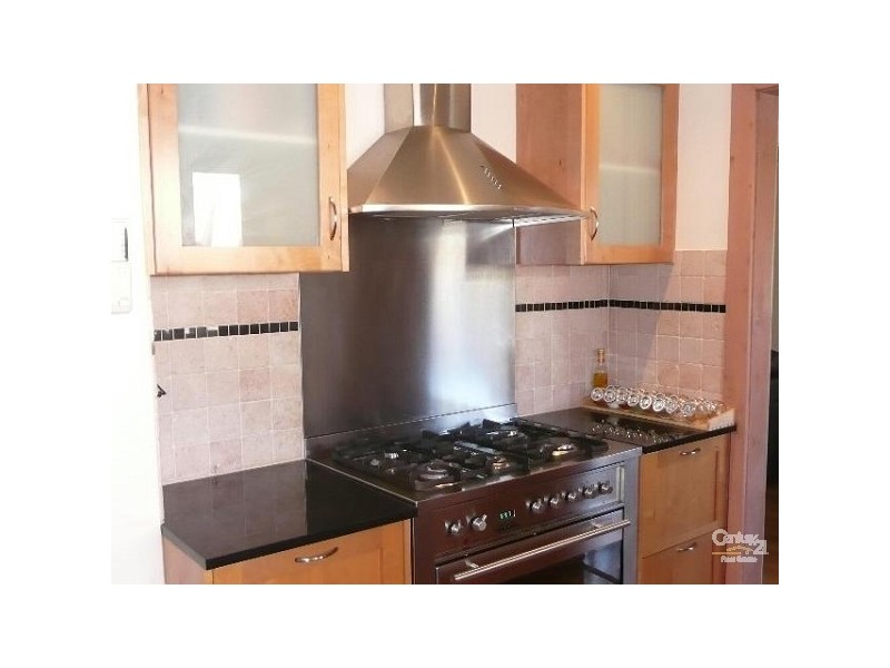 43 Downing Street, Hove SA 5048