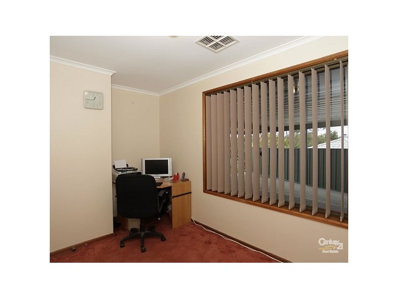 33 Doulton Drive,, Trott Park SA 5158