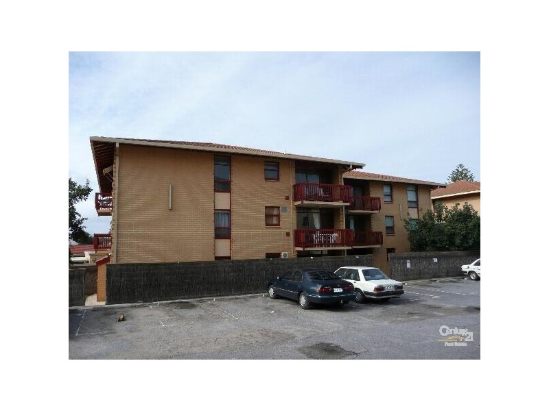 17/3 Broadway, Glenelg South SA 5045