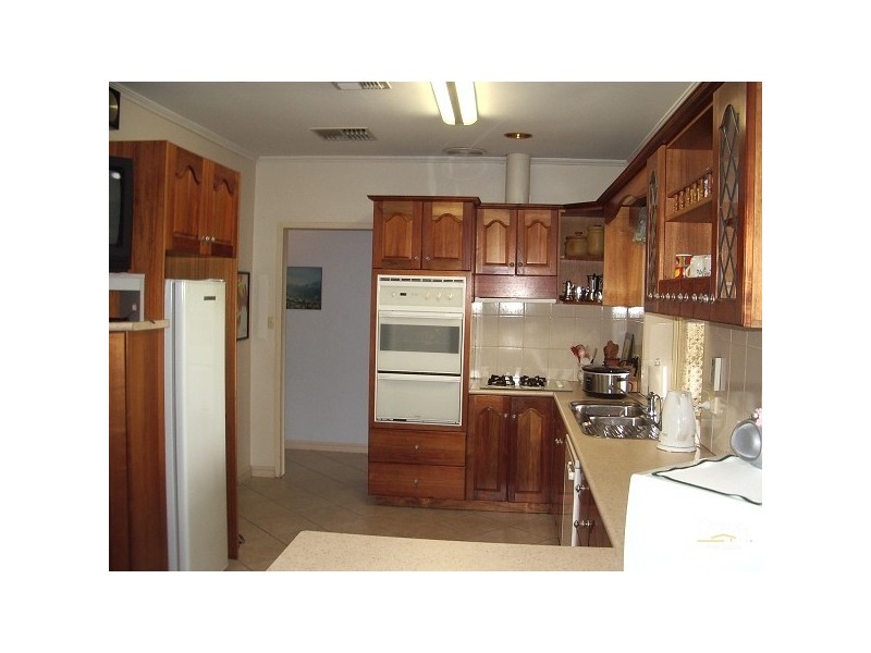 5 Gunther Parade, Pasadena SA 5042