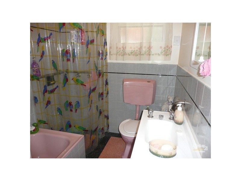 Unit 1, 536 Cross Road, Glandore SA 5037