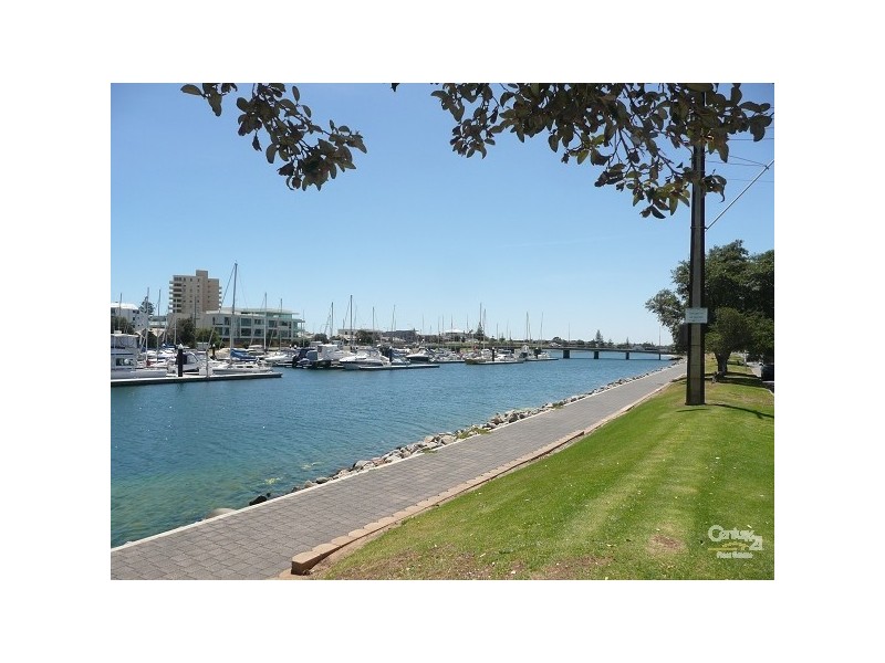 35 Old Tapleys Hill Road, Glenelg North SA 5045