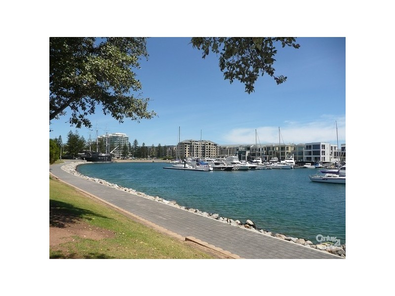 35 Old Tapleys Hill Road, Glenelg North SA 5045