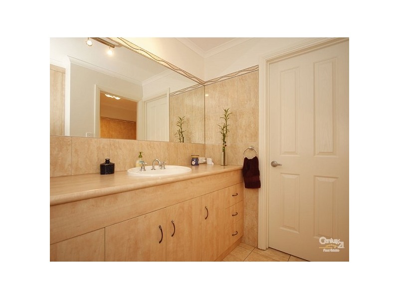 17 Harbour Street, Sheidow Park SA 5158