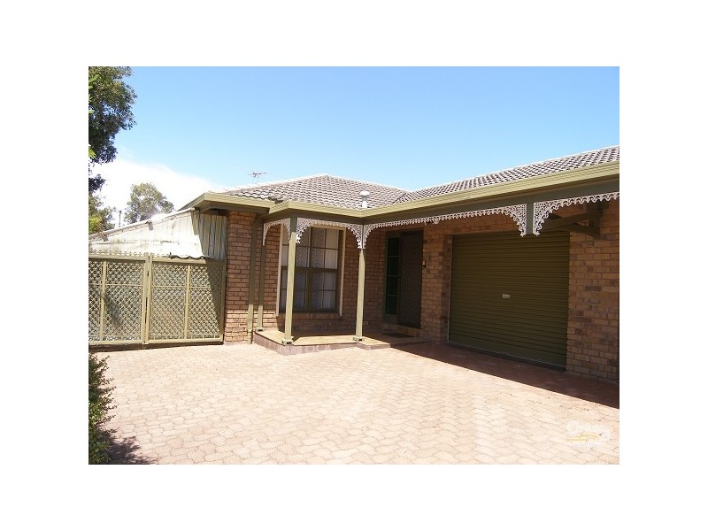 2/15A Salisbury Street, Somerton Park SA 5044