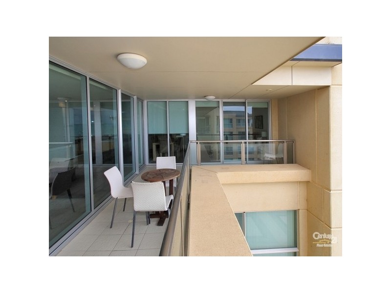 Apt. 709 Oaks / Pier Hotel, Glenelg SA 5045
