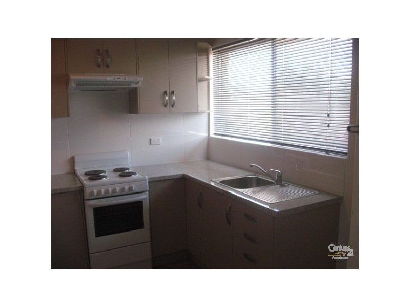 7 / 4 Douglas Grove, Glenelg North SA 5045