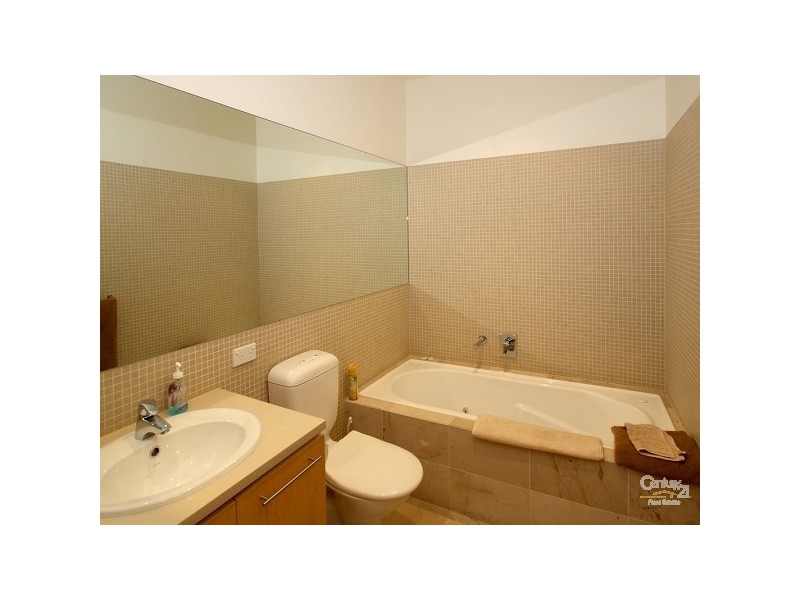 16/2 South Esplanade, Glenelg SA 5045