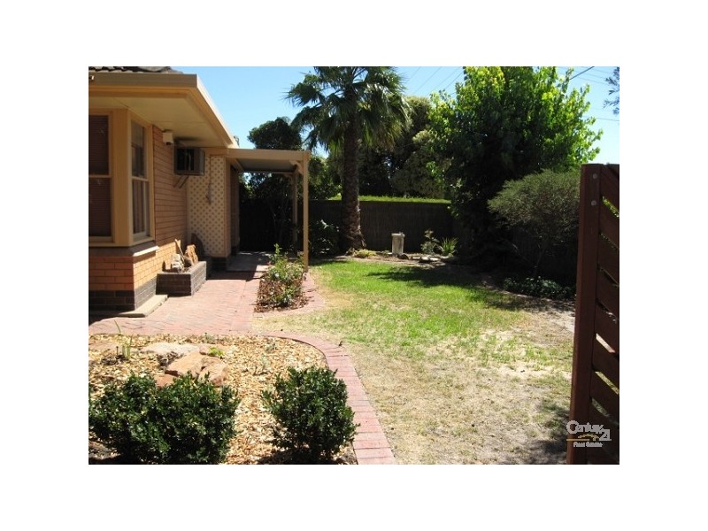 16 Baltic Ave, West Beach SA 5024