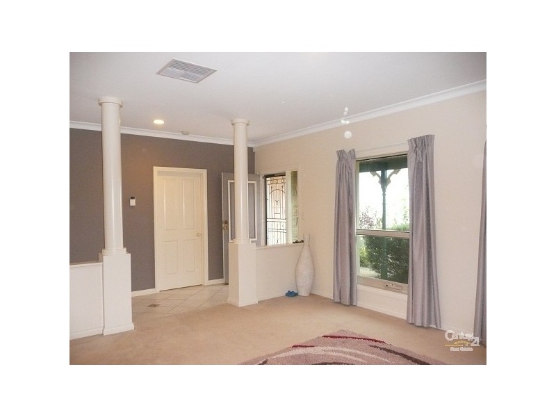 10 Annabelle Drive, Hallett Cove SA 5158