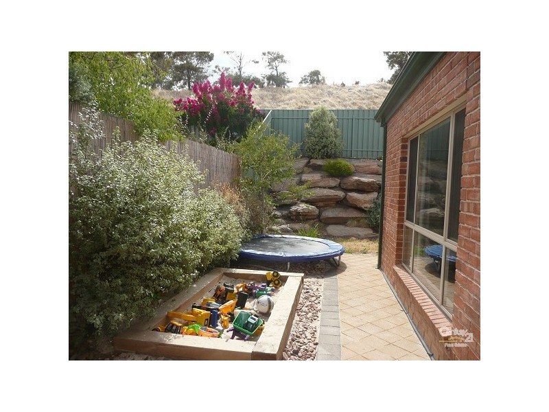 10 Annabelle Drive, Hallett Cove SA 5158