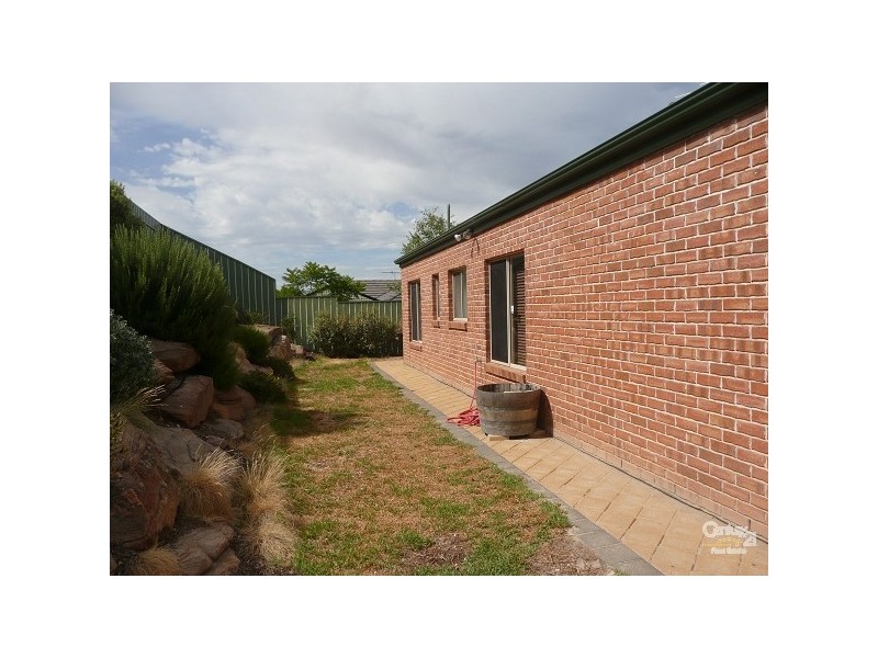 10 Annabelle Drive, Hallett Cove SA 5158
