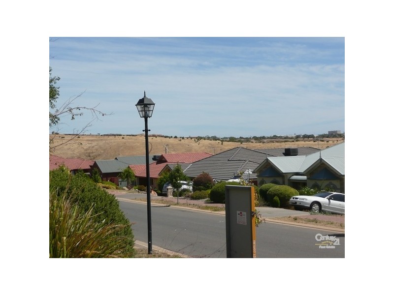 10 Annabelle Drive, Hallett Cove SA 5158