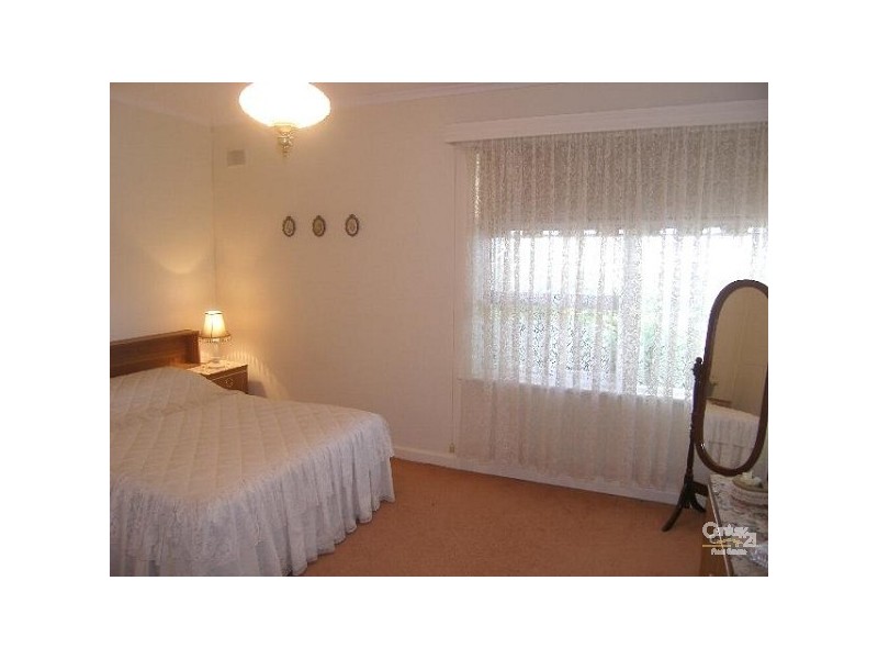 17 Egmont Avenue, Warradale SA 5046