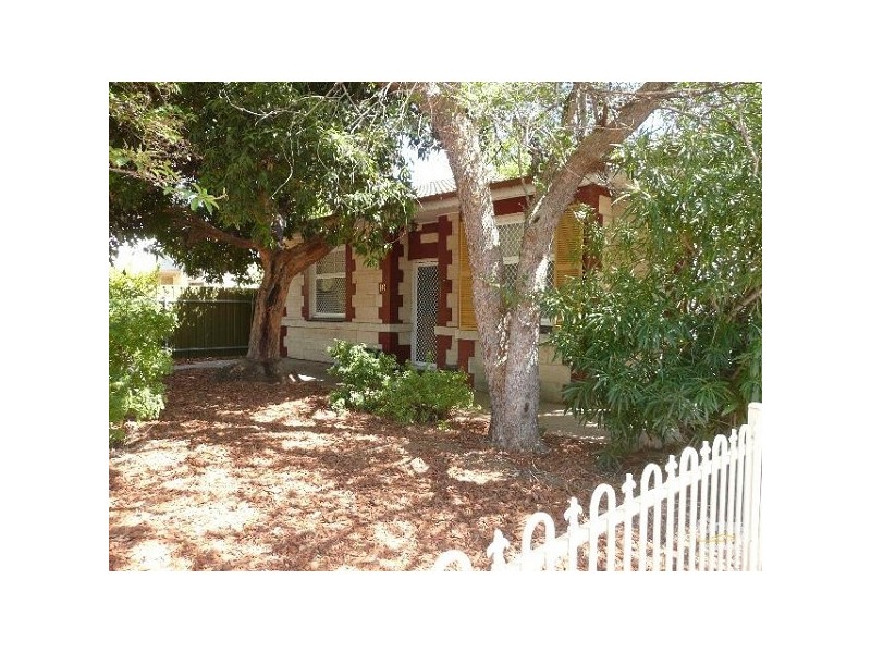 10 Caroona Avenue, Hove SA 5048