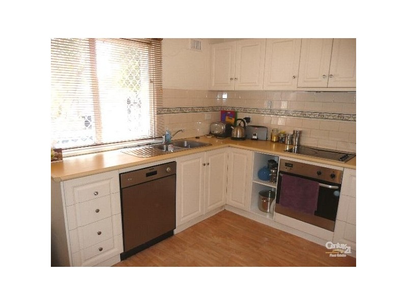 10 Caroona Avenue, Hove SA 5048